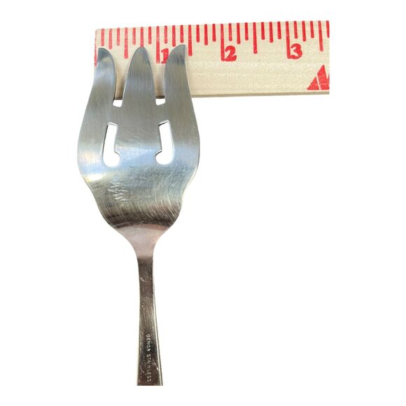 Vintage Oneida Ltd GENOA Stainless Serving Fork Set Of 2 Floral MCM Made In USA - Picture 6 of 7